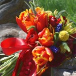 red-tulip-bouquet