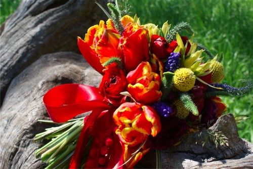 red bridal bouquet