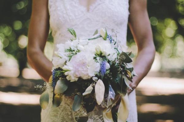 white dahlia bridal bouquet by Anastasia Ehlers