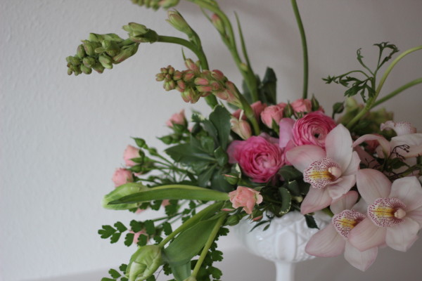 blush and green arrangement by anastasia ehlers