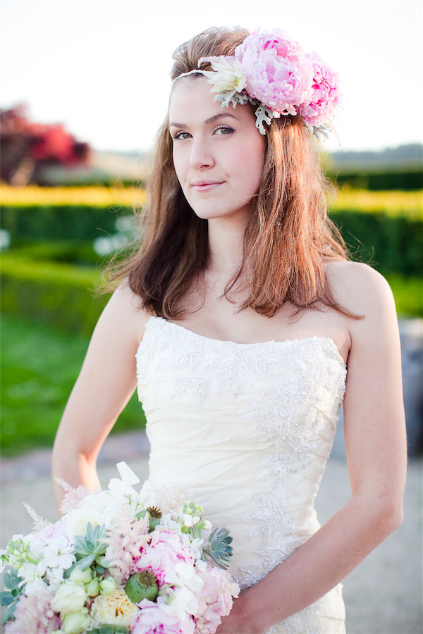 ivory and blush wedding flowers by Anastasia Ehlers | photo by Erika Nicole