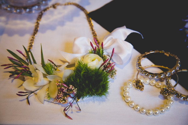 green and white floral necklace by Anastasia Ehlers | photo by Cat Dossett