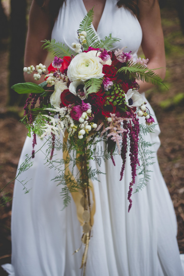 woody red, pink, and white bouquet by anastasia ehlers | photo by Cat Dossett