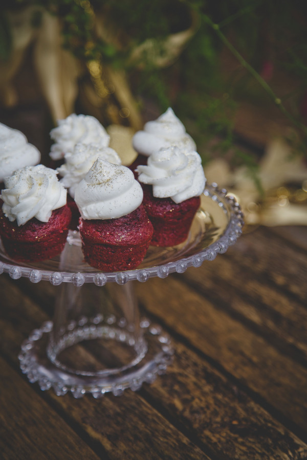 red velvet cupcakes with edible gold by The Sassy Cupcake | photo by Cat Dossett